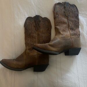 Women’s cowboy boots